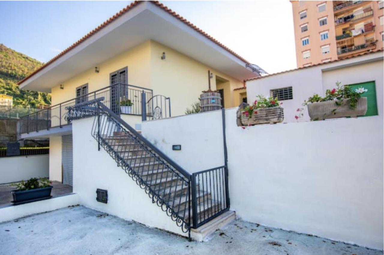 La Razza Home&Restaurant Gragnano Exterior photo